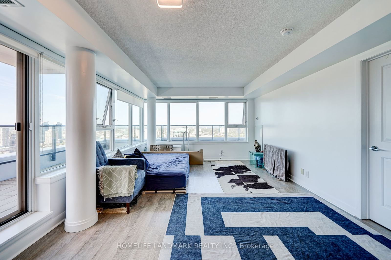 190 Borough Dr, unit LPH3501 for sale - image #16