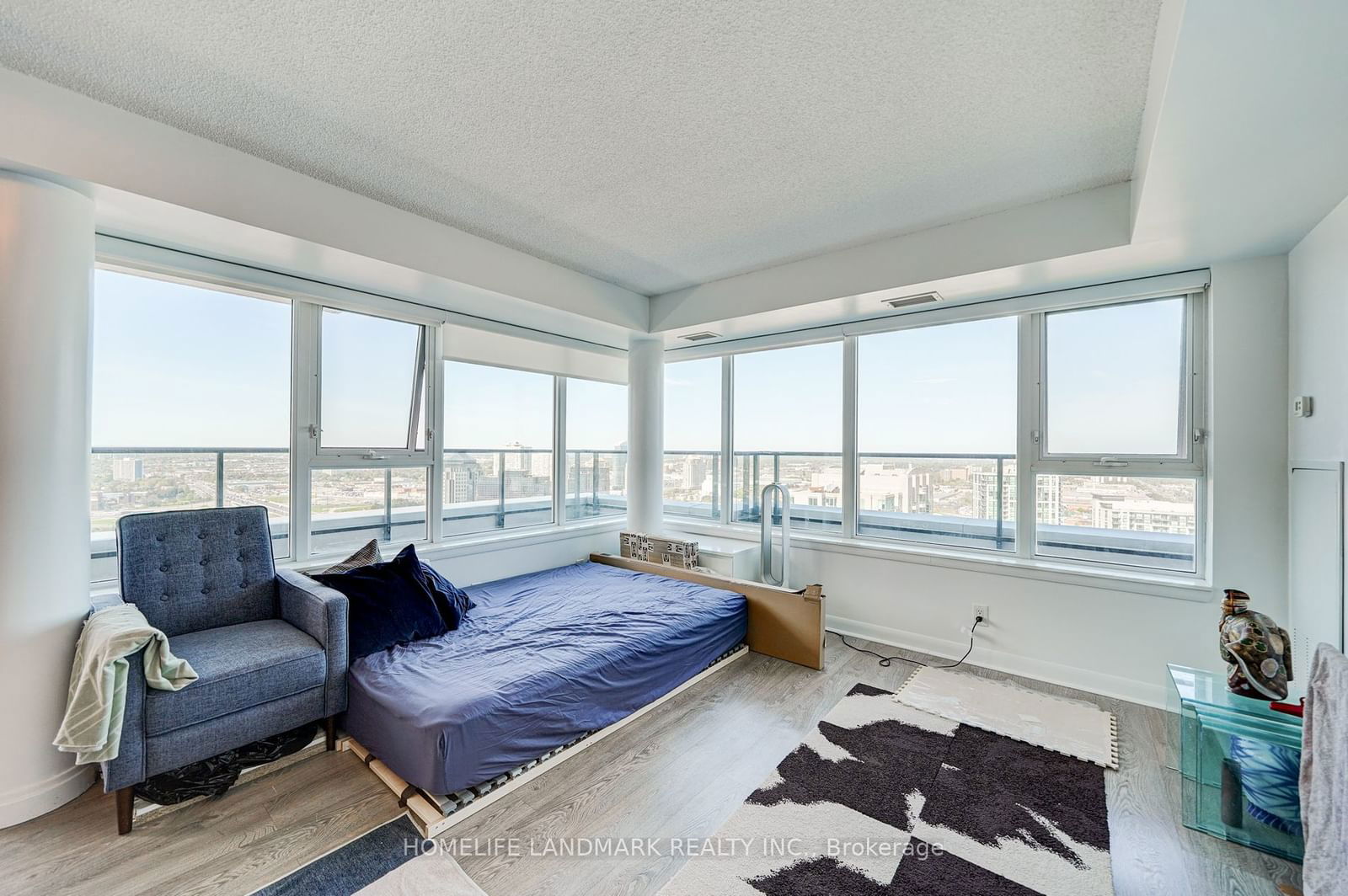 190 Borough Dr, unit LPH3501 for sale - image #18