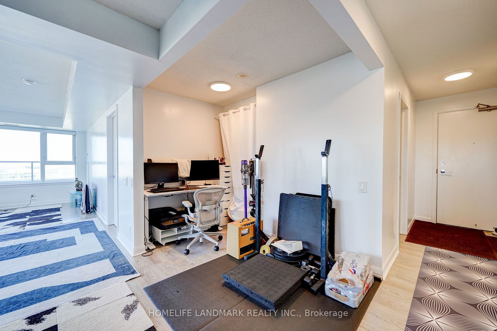 190 Borough Dr, unit LPH3501 for sale - image #27