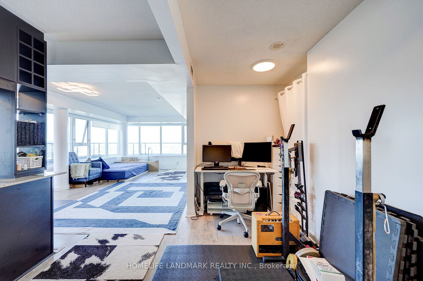 190 Borough Dr, unit LPH3501 for sale - image #28