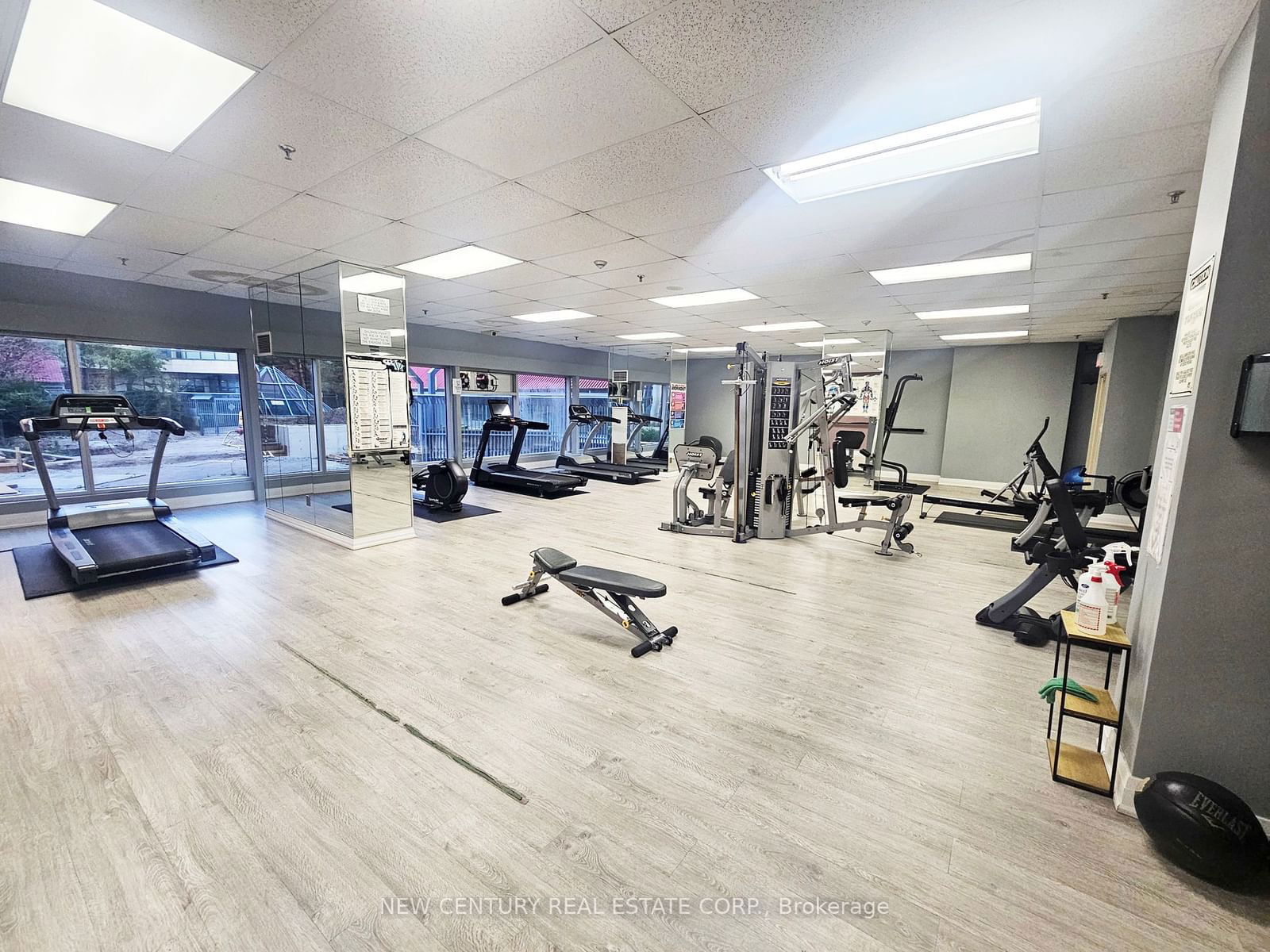 1470 Midland Ave, unit 801 for sale - image #13