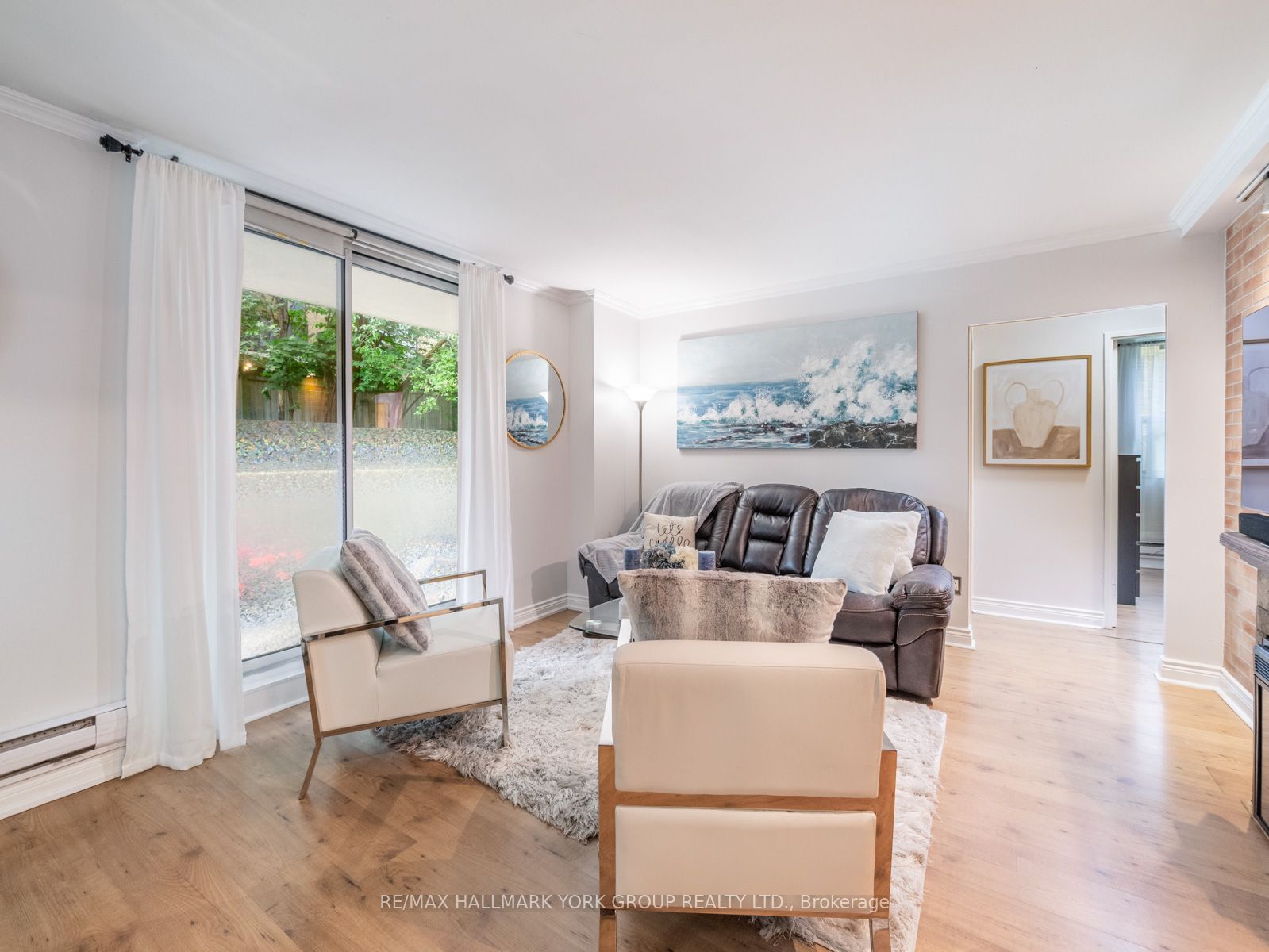 1145 Logan Ave, unit 101 for sale - image #8