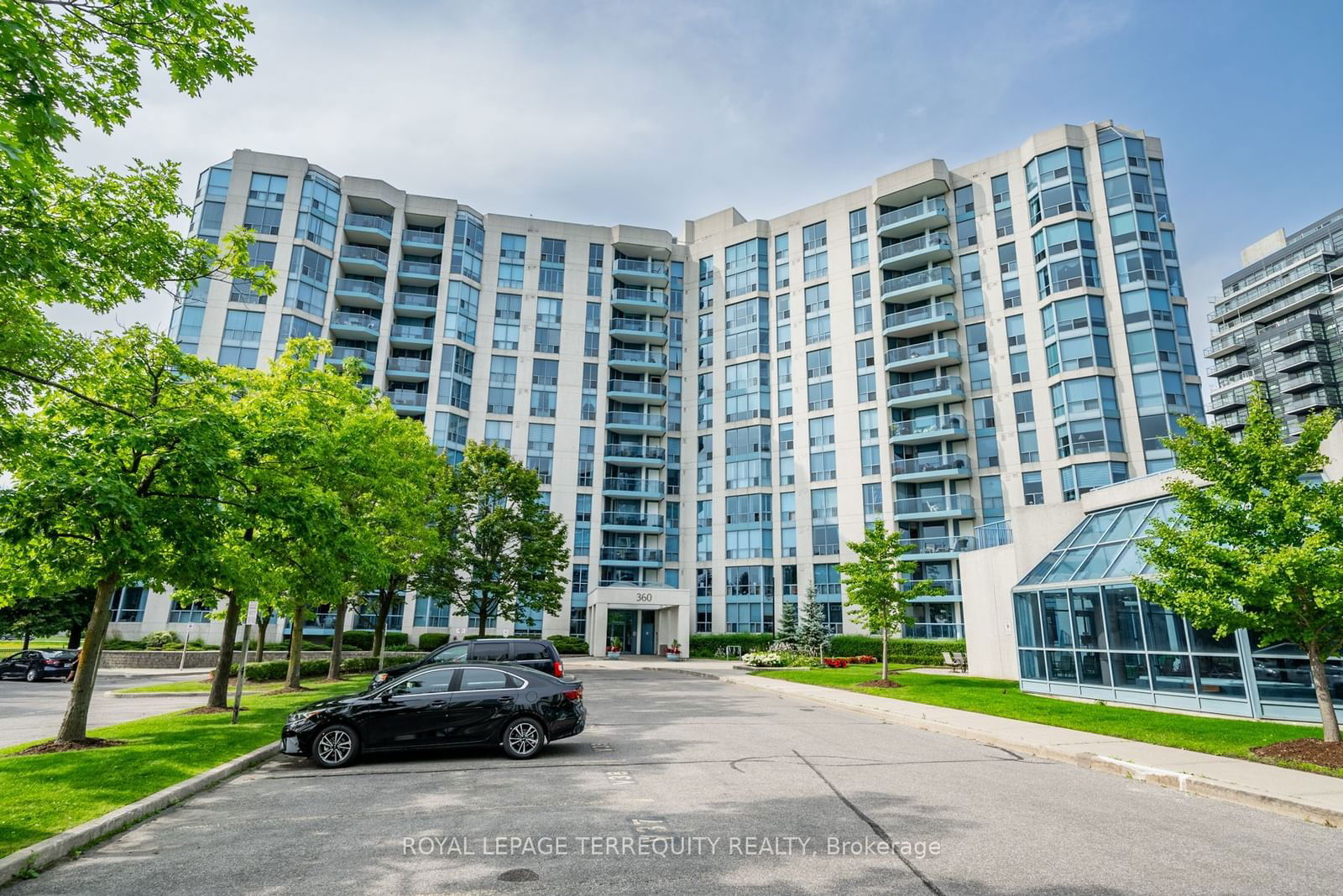 360 Watson St W, unit 509 for sale