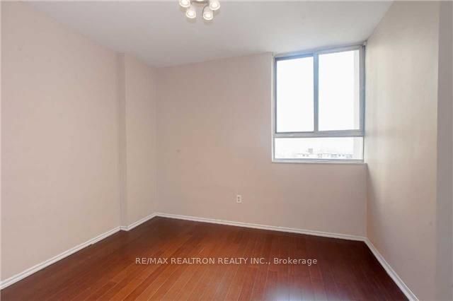 3 Massey Sq, unit 1205 for sale