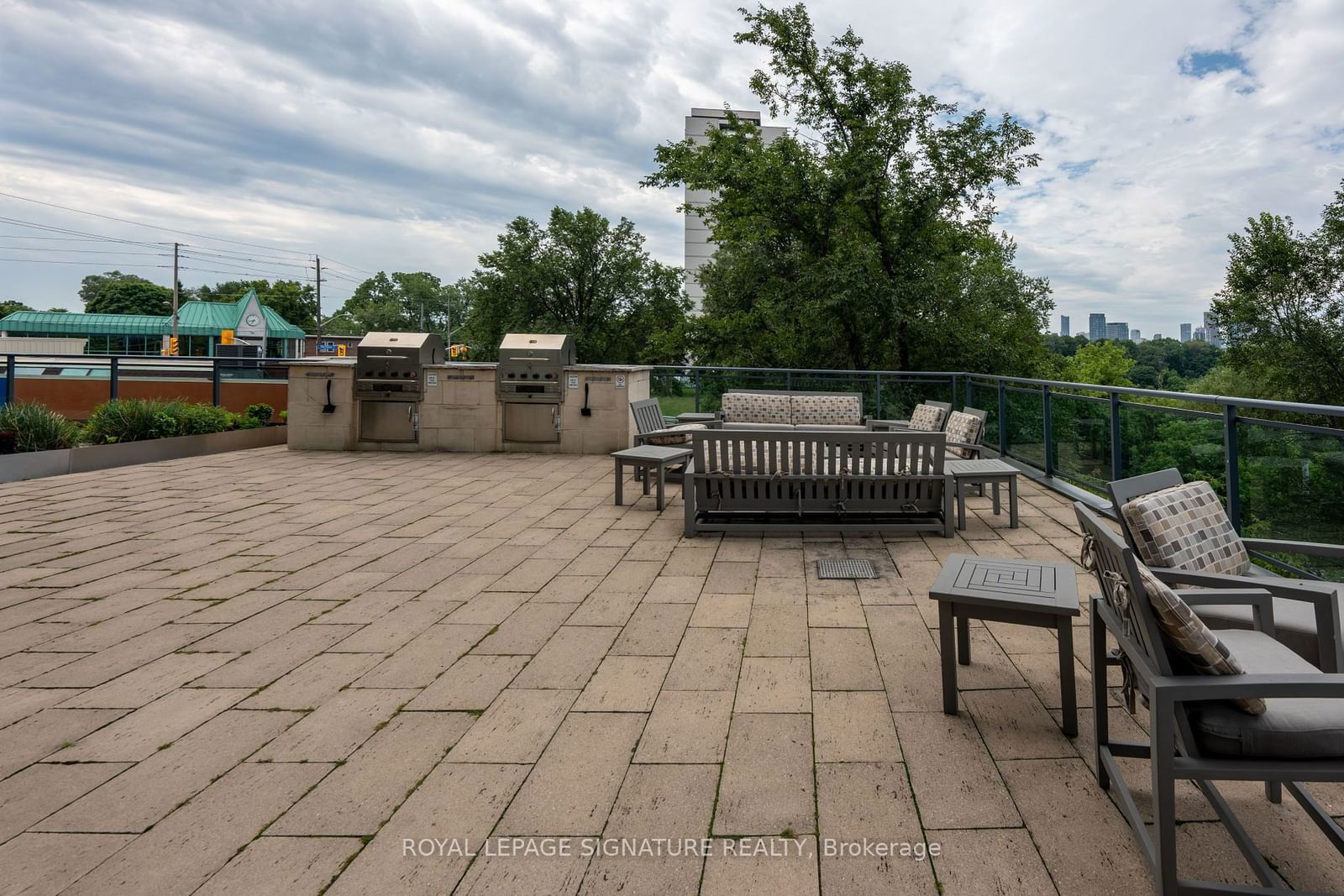 1048 Broadview Ave, unit 603 for rent - image #19