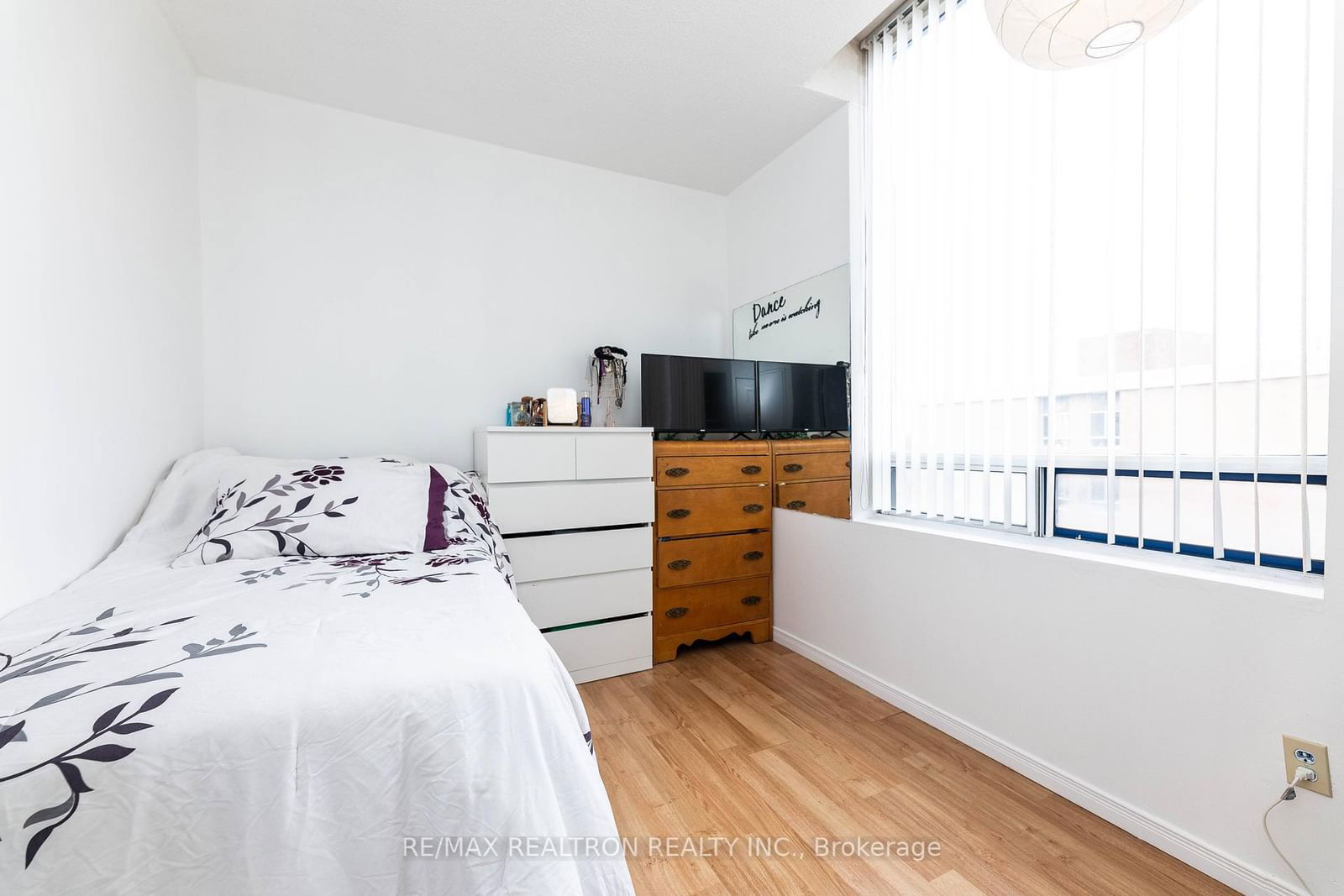 3050 Ellesmere Rd, unit PH19 for sale - image #19