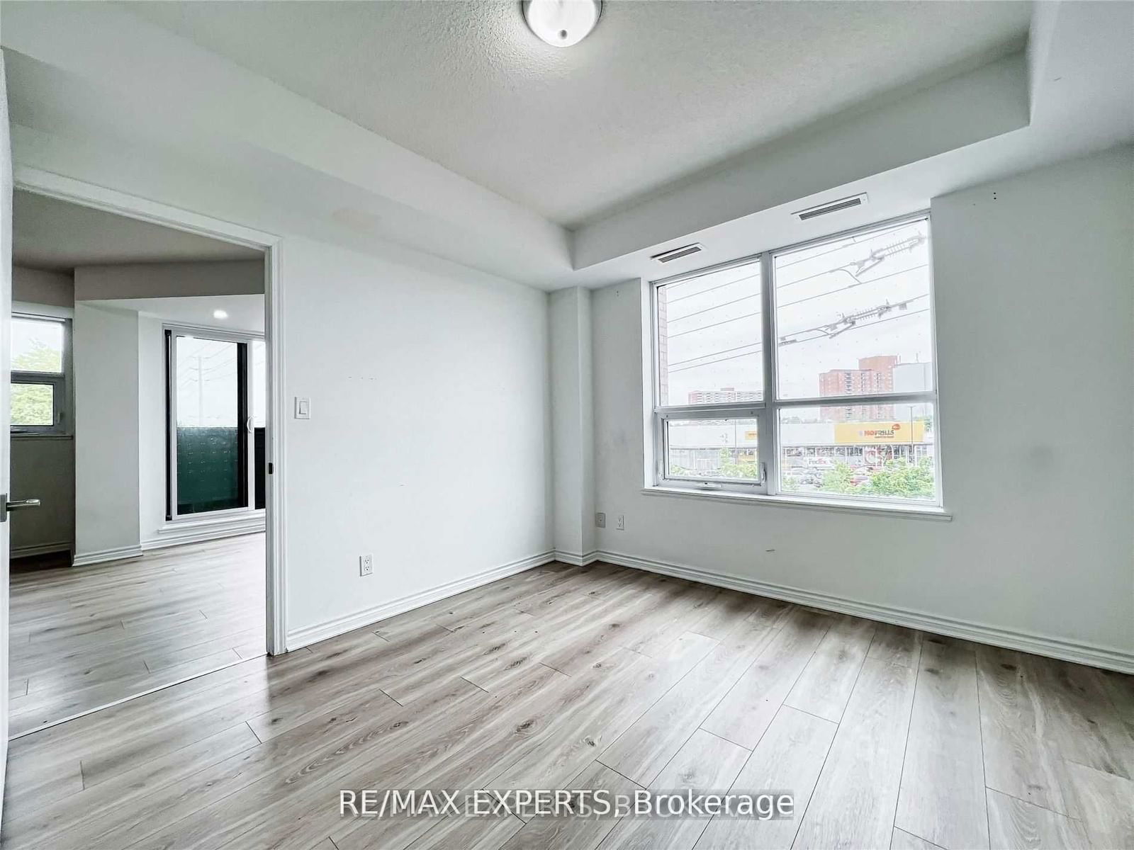 1 Falaise Rd, unit 508 for sale - image #6