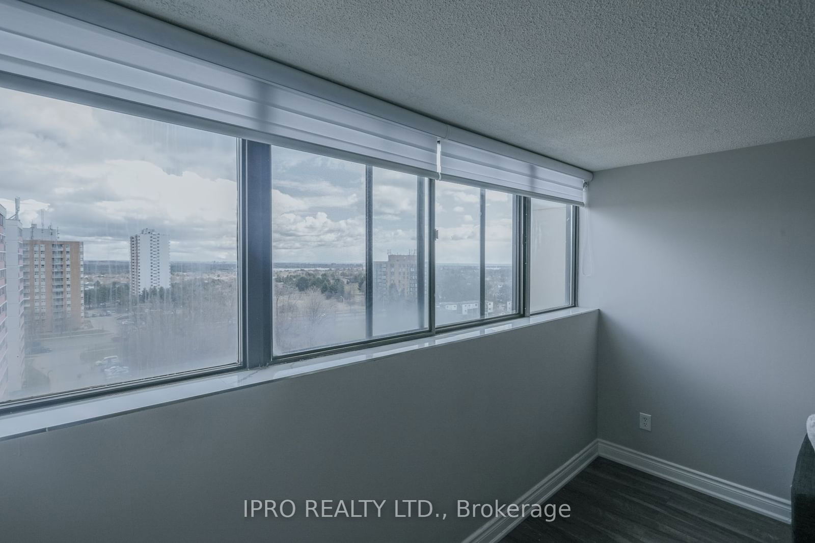 99 Blackwell Ave, unit 1113 for sale - image #10