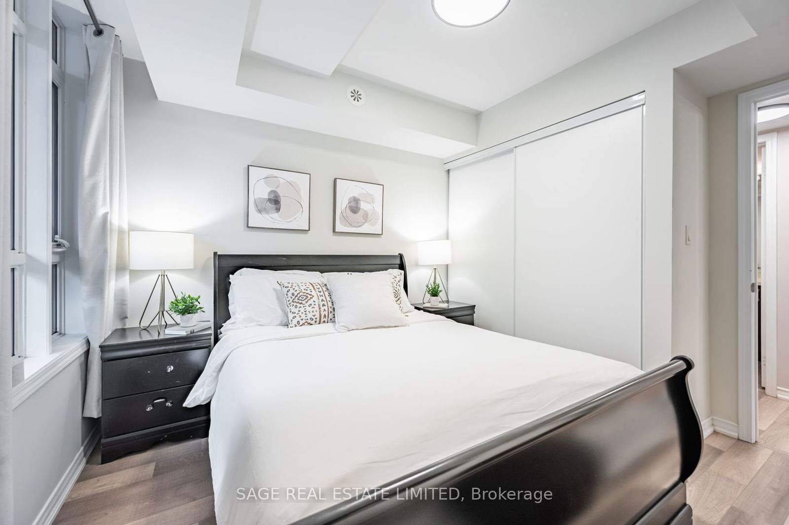 90 Orchid Place Dr, unit 106 for sale - image #26