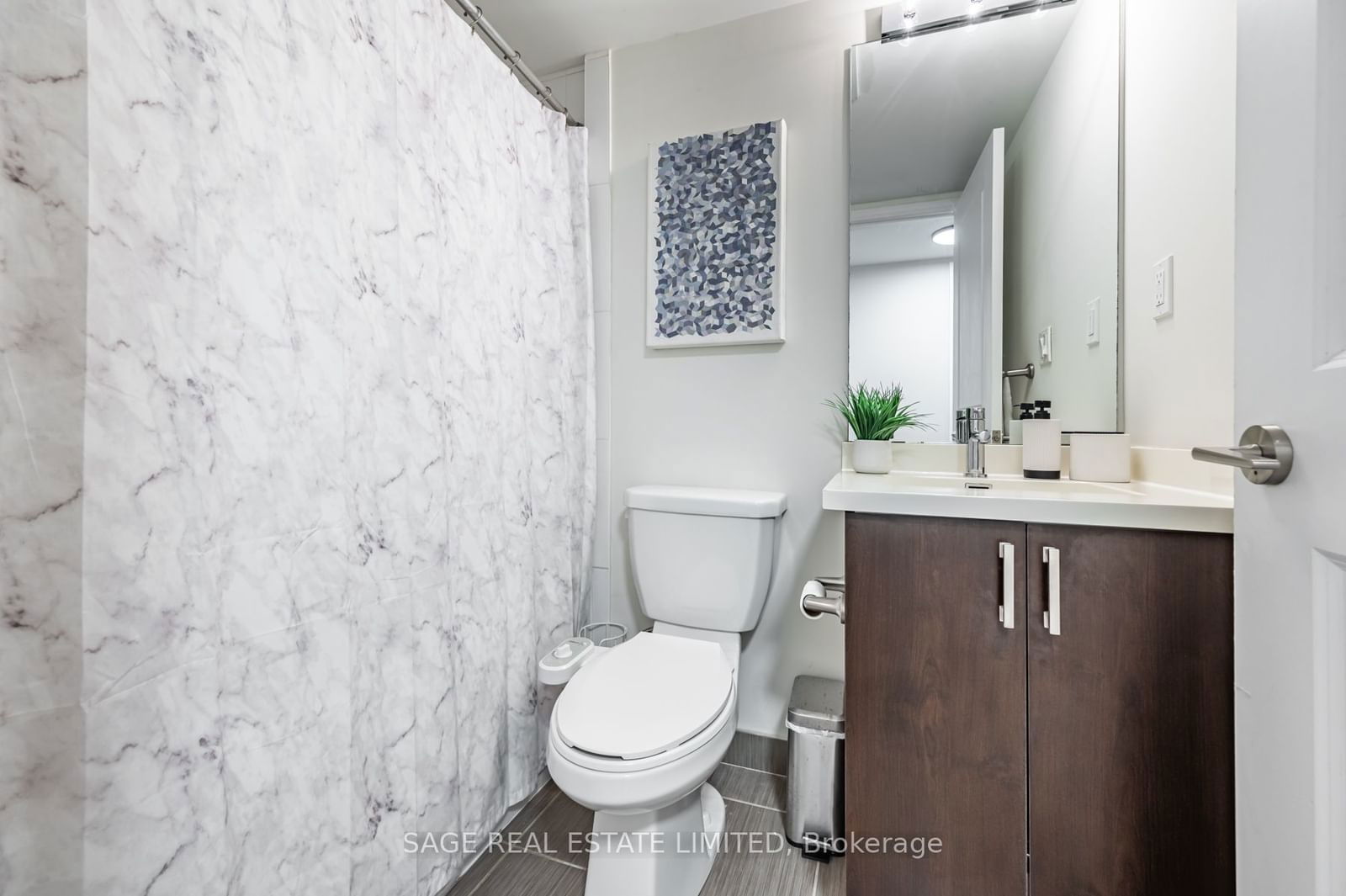 90 Orchid Place Dr, unit 106 for sale - image #29