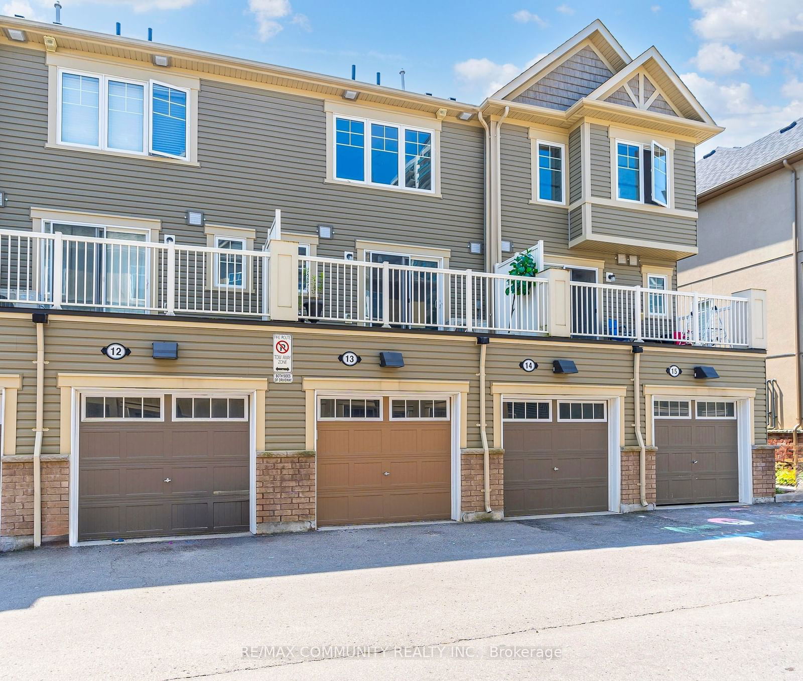 Berkshire Abbey Townhomes, Oshawa, Toronto