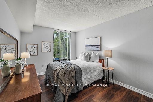 1540 Pickering Pkwy, unit 302 for sale