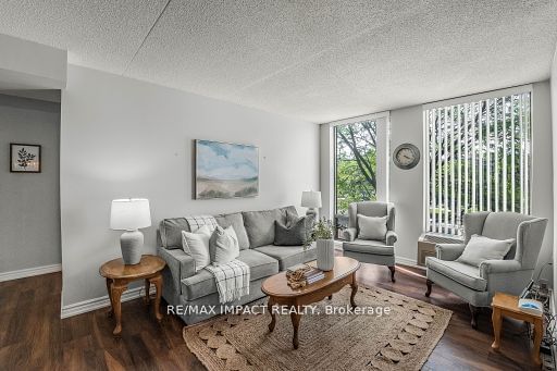 1540 Pickering Pkwy, unit 302 for sale