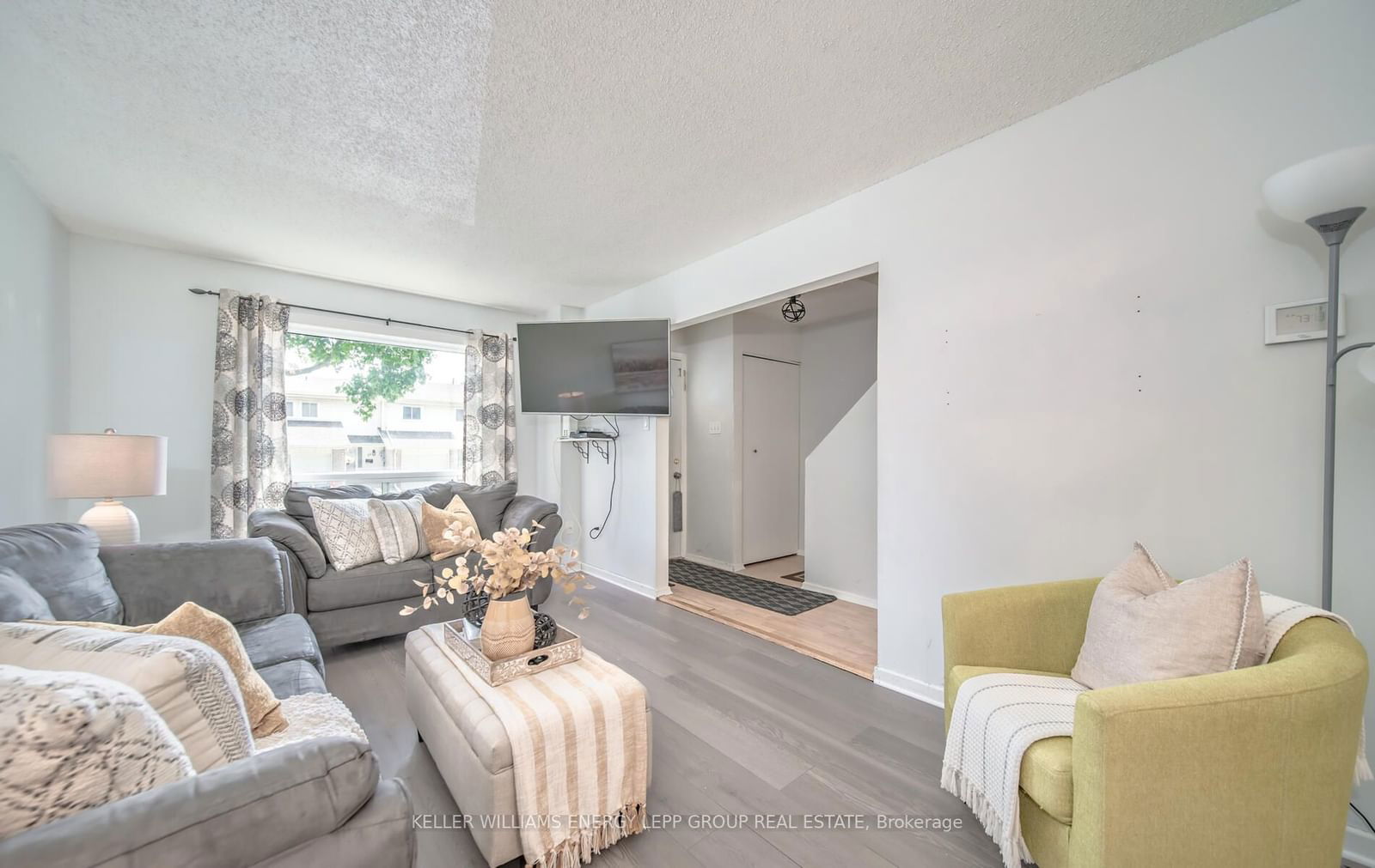 611 Galahad Dr, unit 29 for sale - image #8