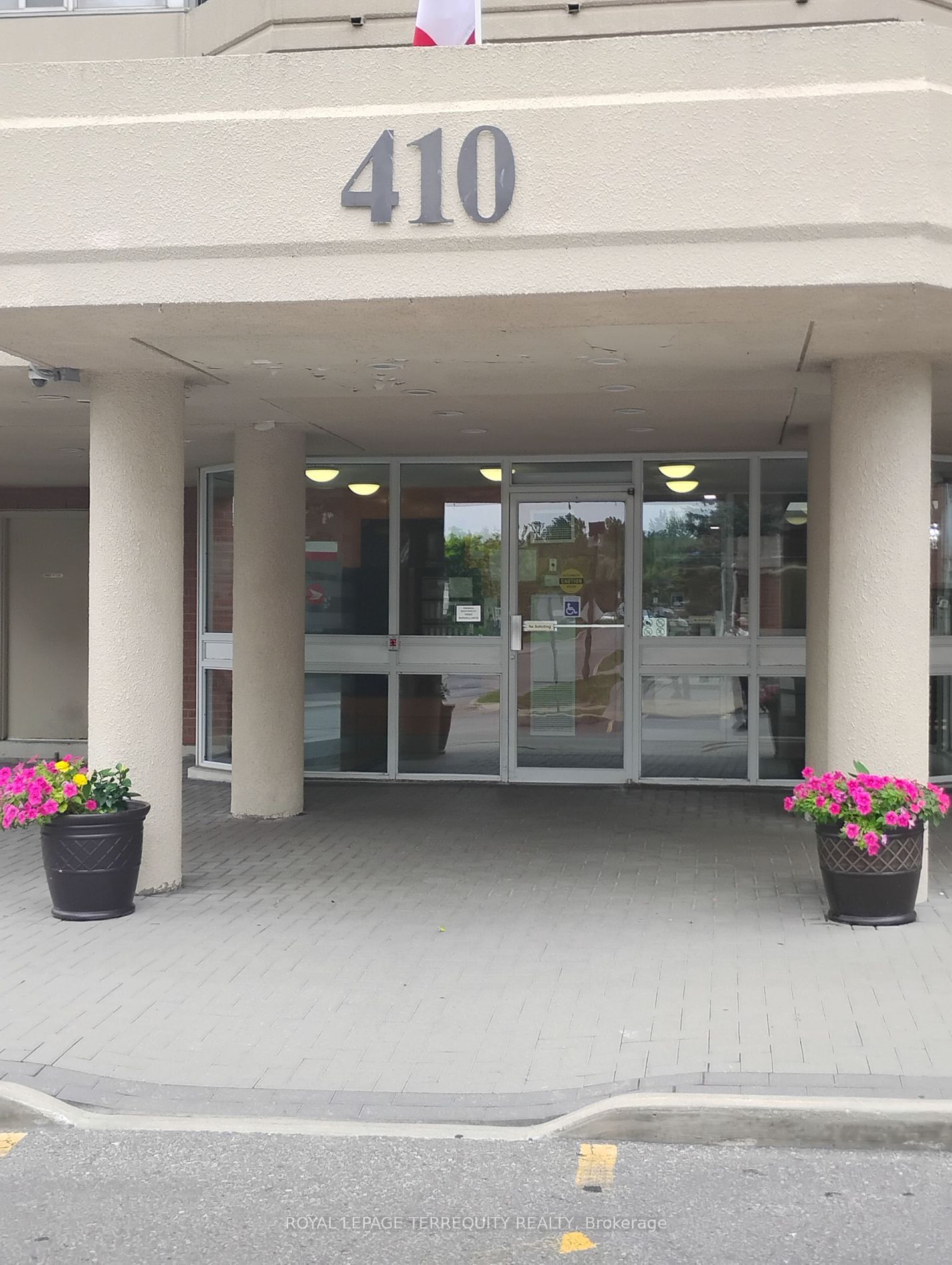 410 Mclevin Ave, unit 1407 for sale - image #14