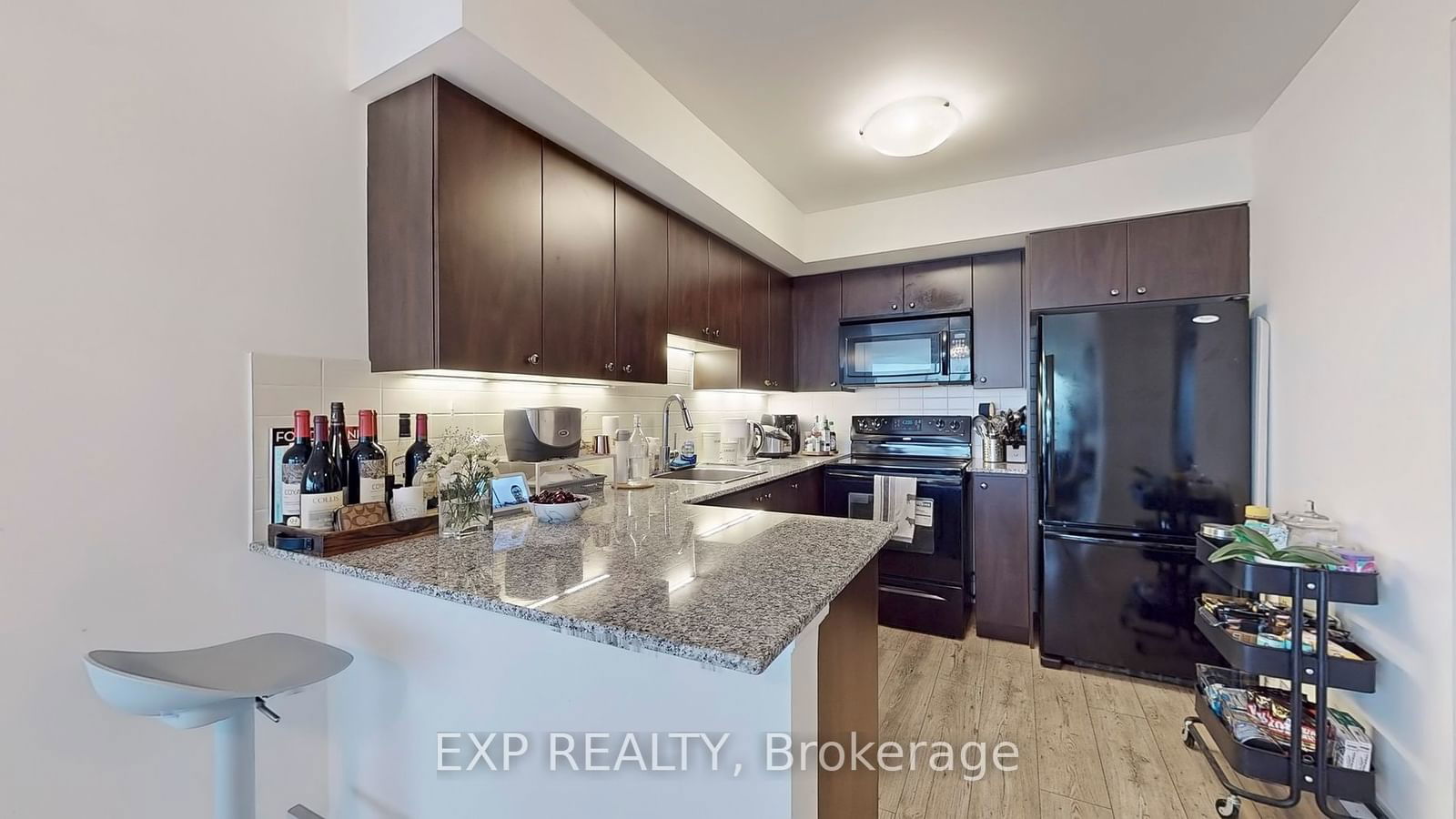 125 Village Green Sq, unit 3104 for sale - image #14