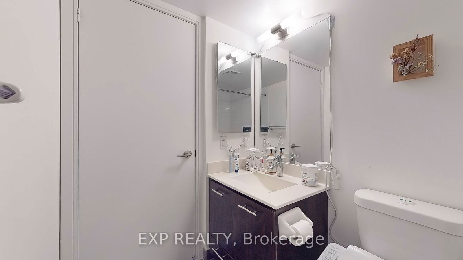 125 Village Green Sq, unit 3104 for sale - image #22