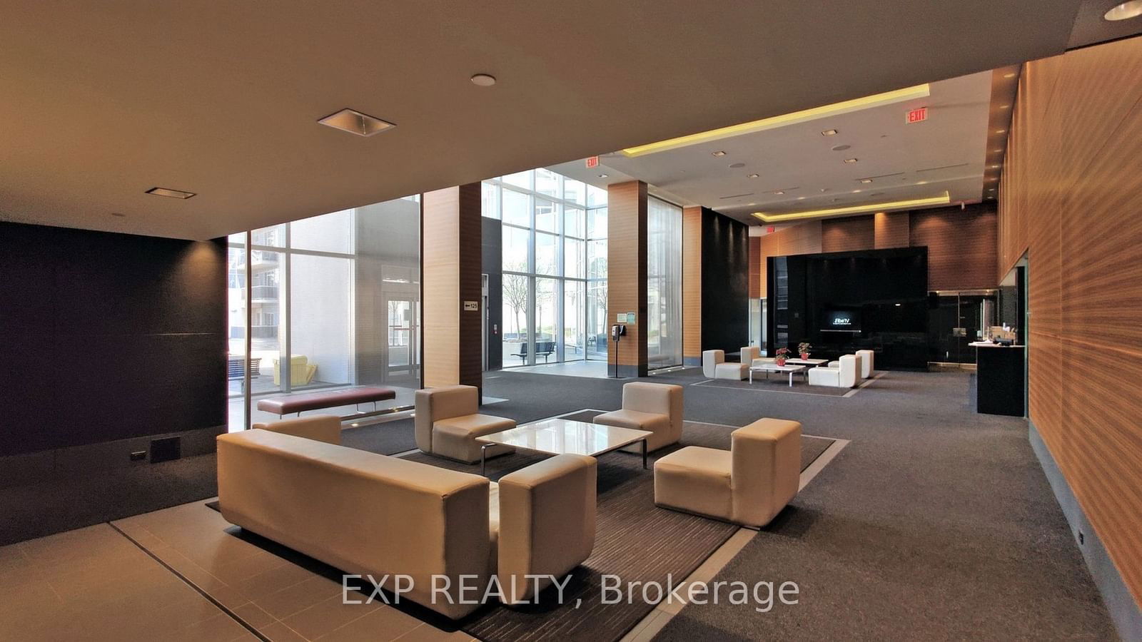 125 Village Green Sq, unit 3104 for sale - image #4