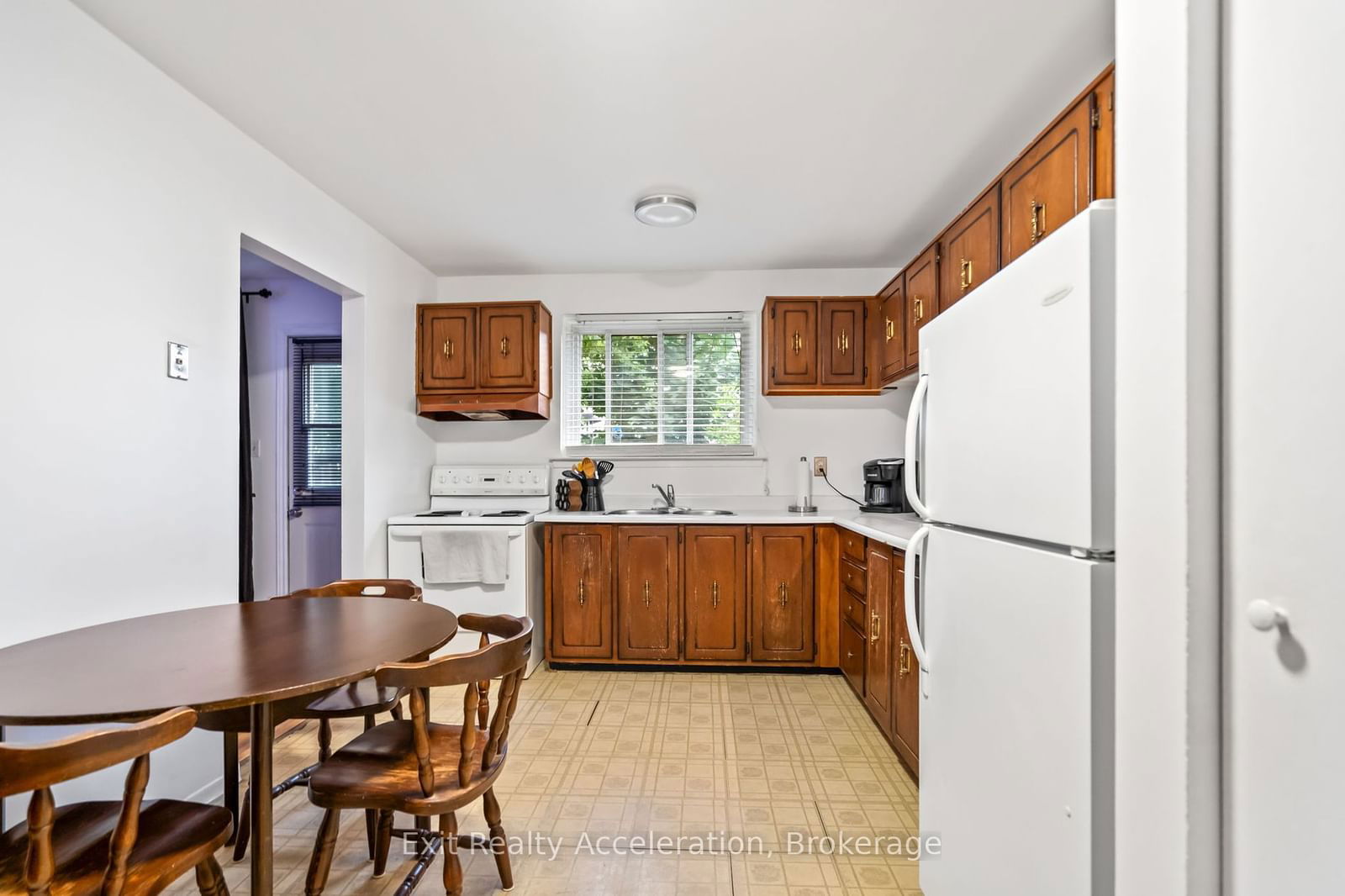 120 Nonquon Rd, unit 9 for sale - image #6