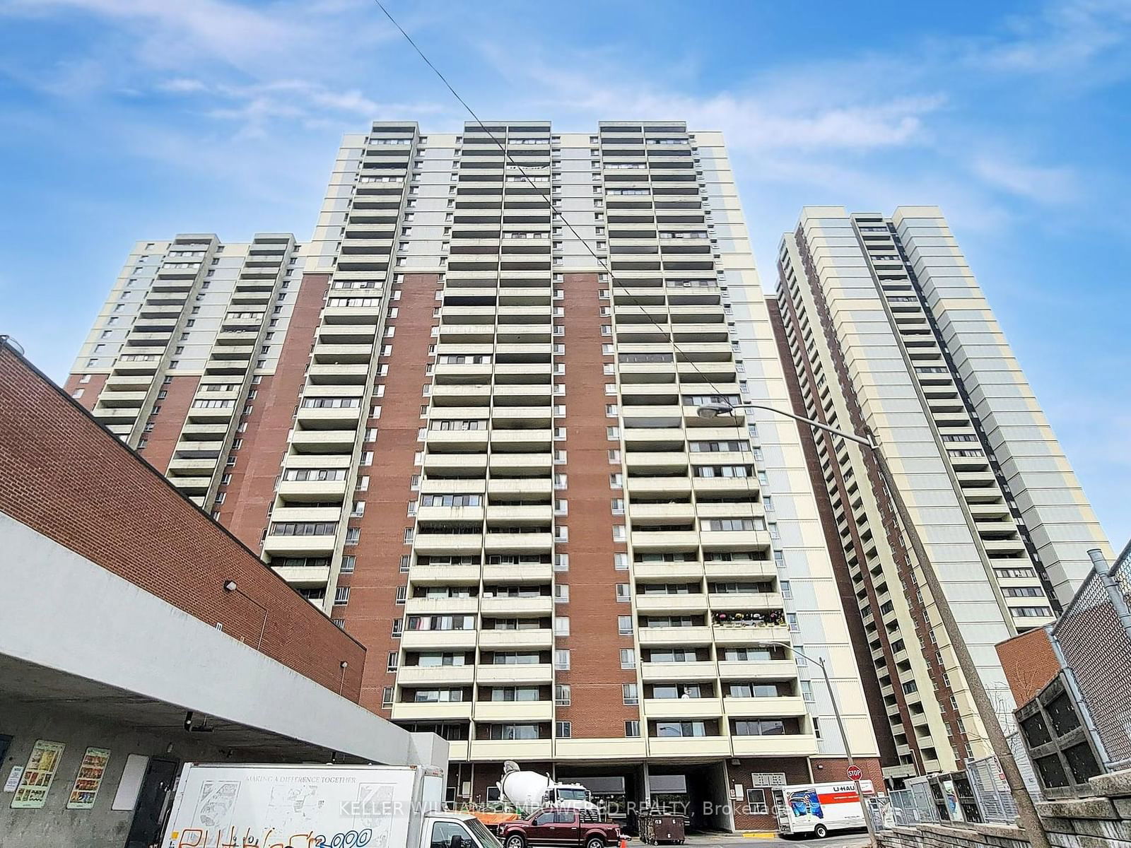 5 Massey Sq, unit 2301 for sale - image #2