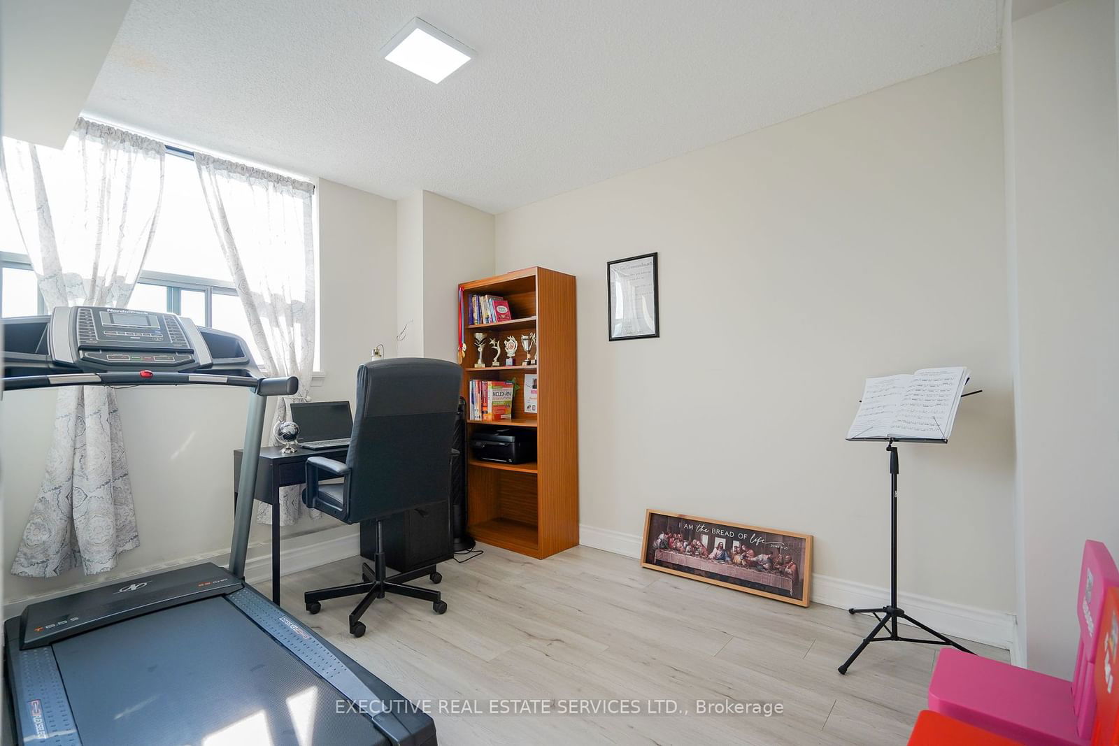 100 Wingarden Crt, unit 605 for sale