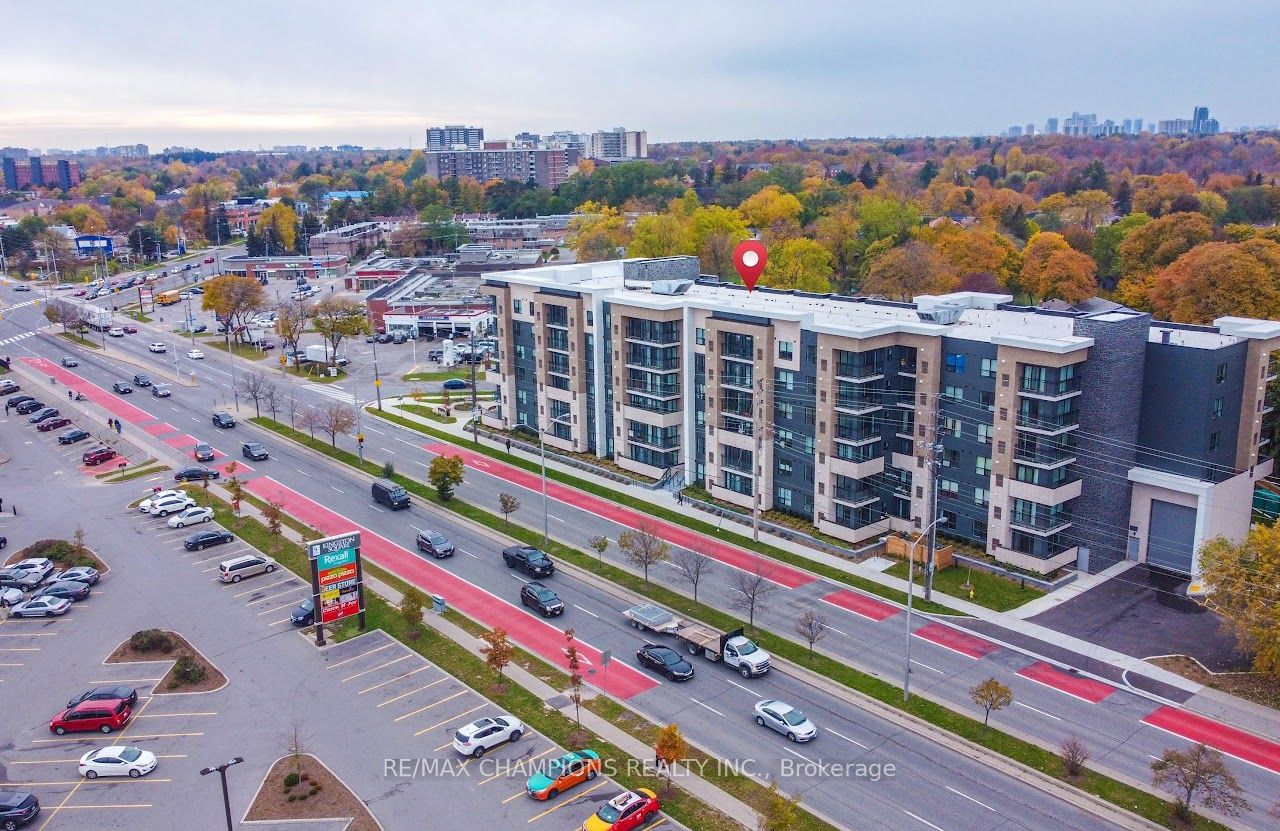 1 Falaise Rd, unit 415 for rent - image #38