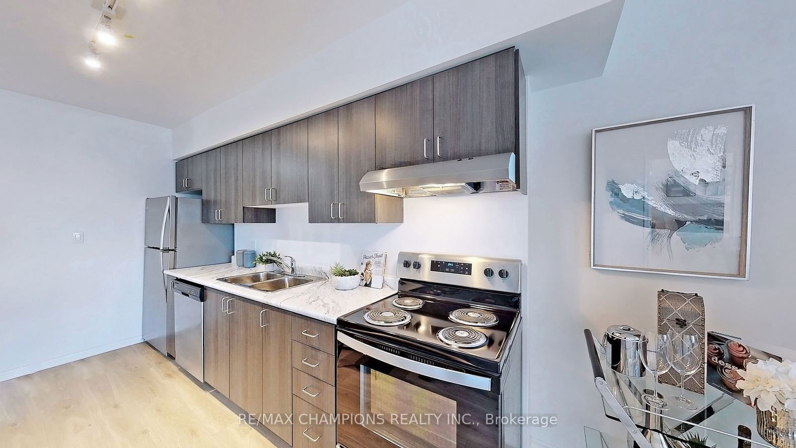 1 Falaise Rd, unit 415 for rent - image #7