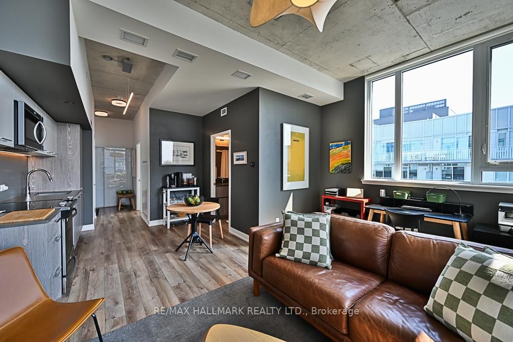 30 Baseball Pl, unit 1402 for sale - image #12