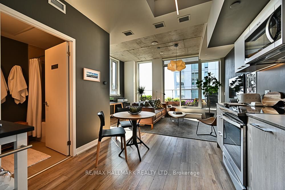 30 Baseball Pl, unit 1402 for sale - image #13