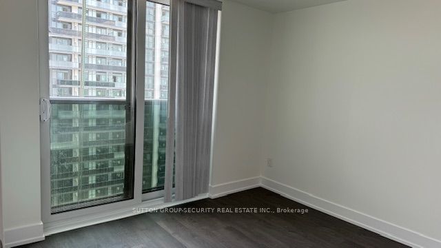 2550 Simcoe St N, unit 1913 for sale - image #4