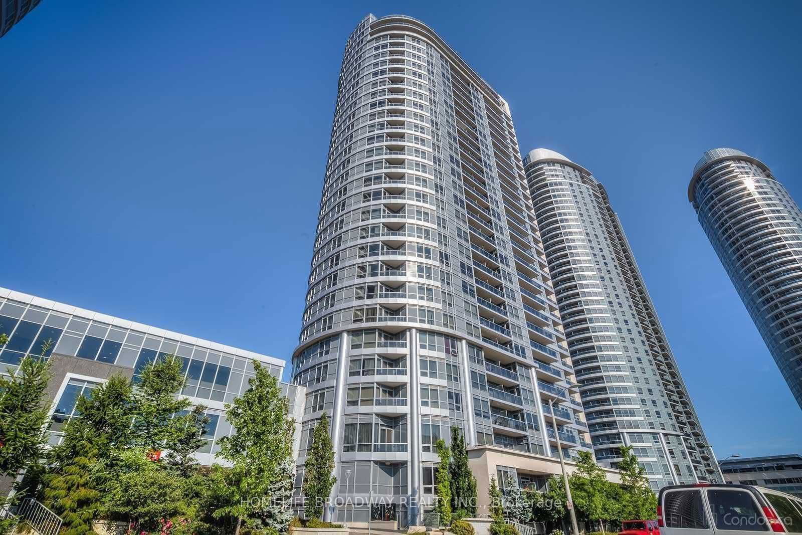 181 Village Green Sq, unit 621 for sale