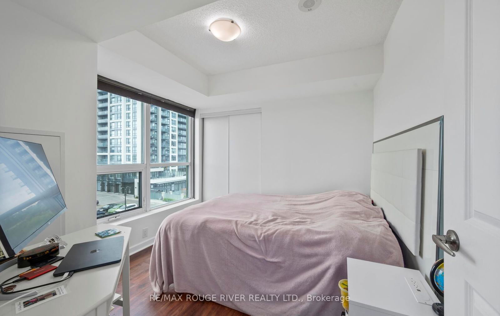 1235 Bayly St, unit 410 for sale - image #27