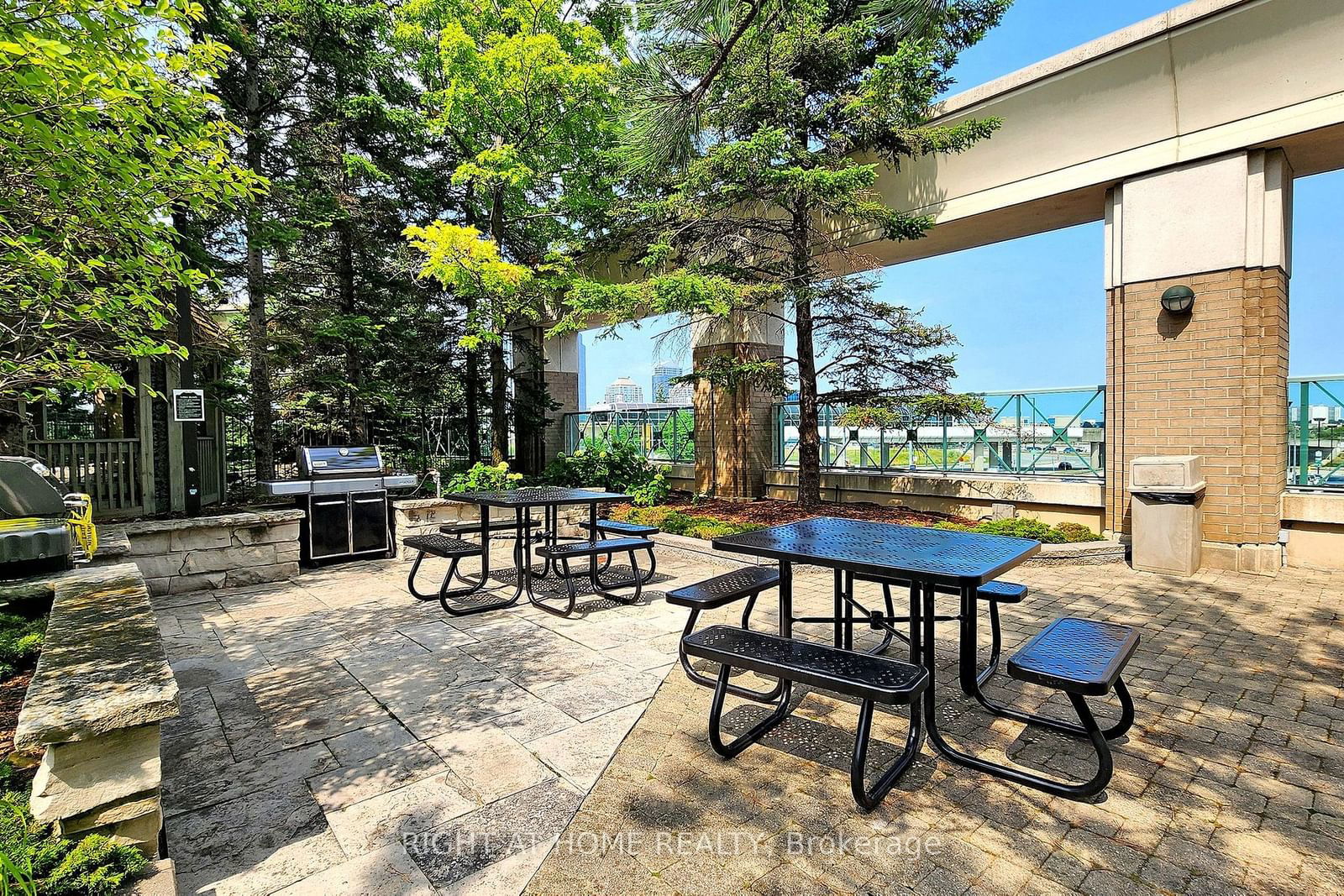 61 Town Centre Crt, unit 1609 for sale - image #34