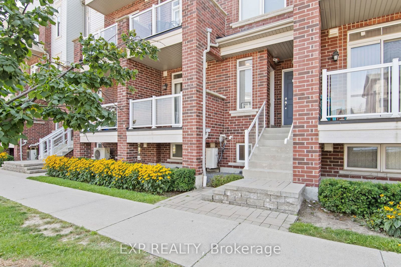 2410 Nantucket Chase Townhomes, Pickering, Toronto