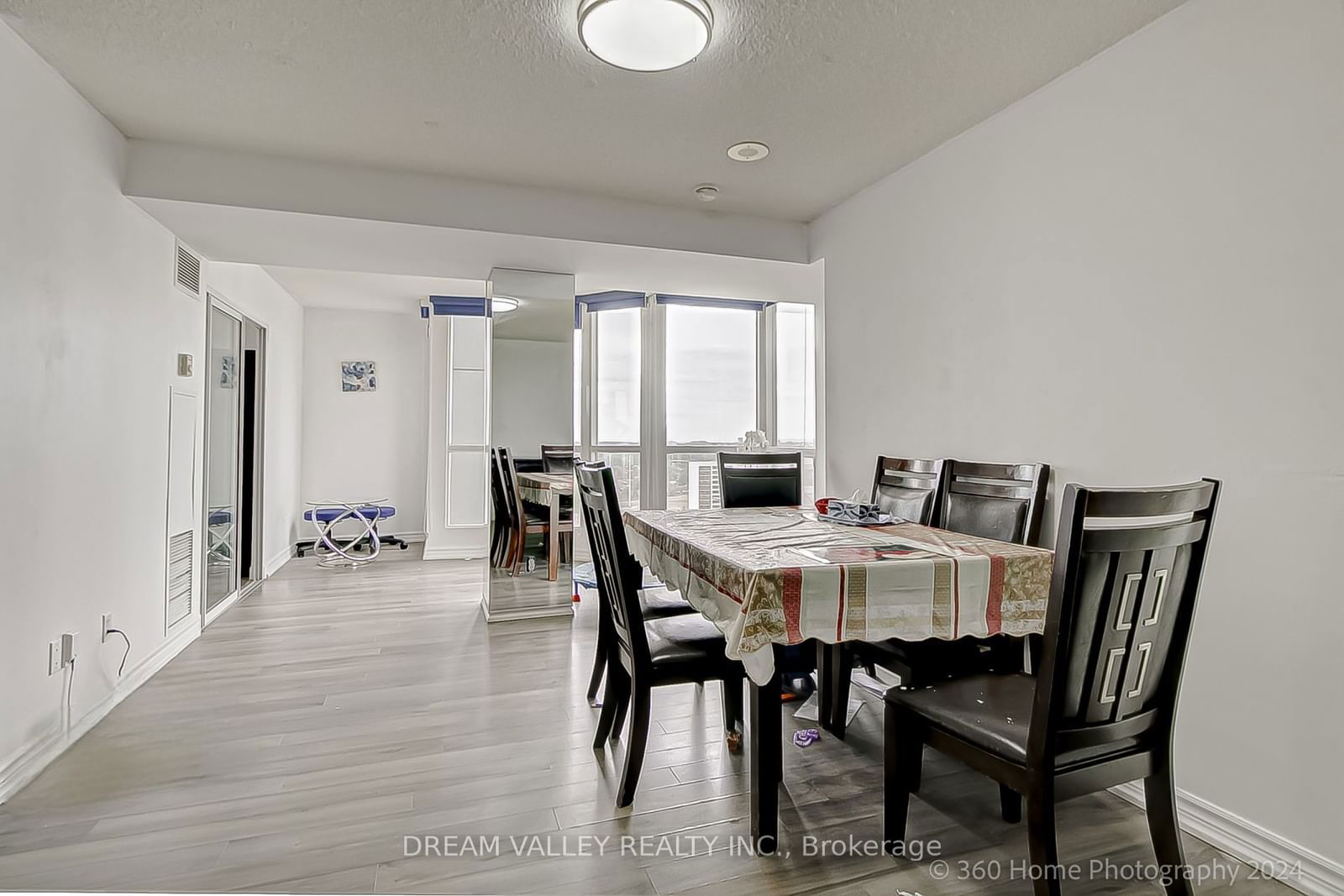 1470 Midland Ave, unit 2208 for sale - image #4