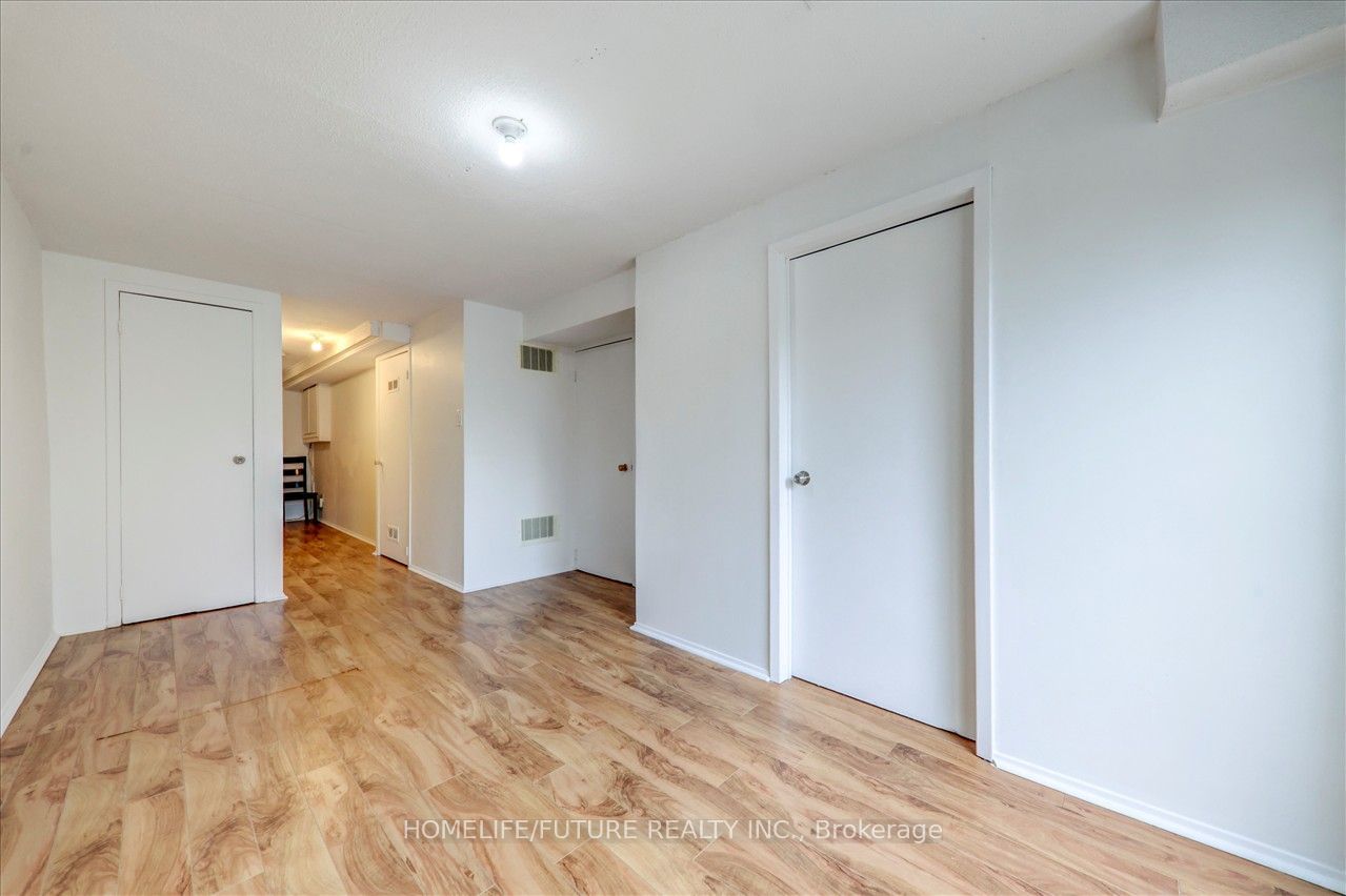 30 Dundalk Dr, unit 43 for sale - image #33