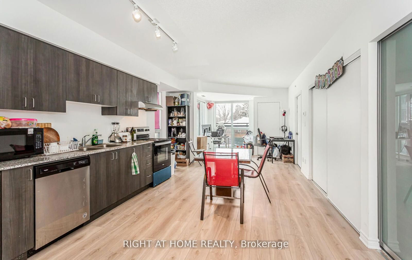 1 Falaise Rd, unit 215 for sale - image #5