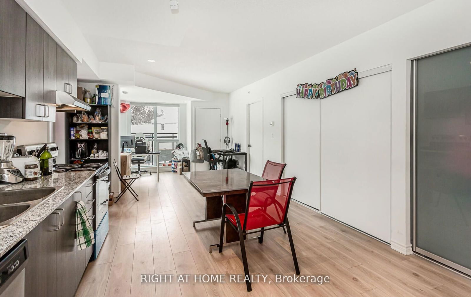 1 Falaise Rd, unit 209 for sale - image #4