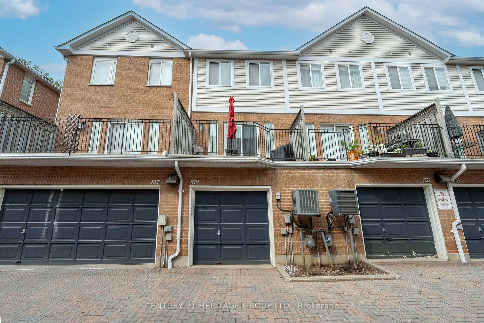 83 Mondeo Dr, unit 519 for sale - image #2