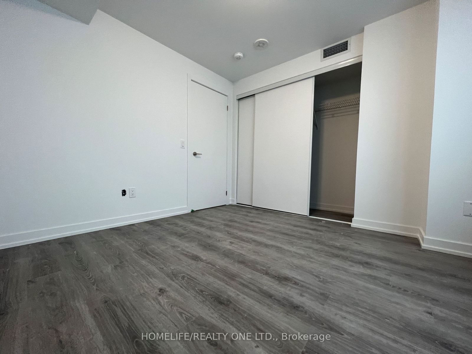 1480 Bayly St, unit 812 for rent - image #10