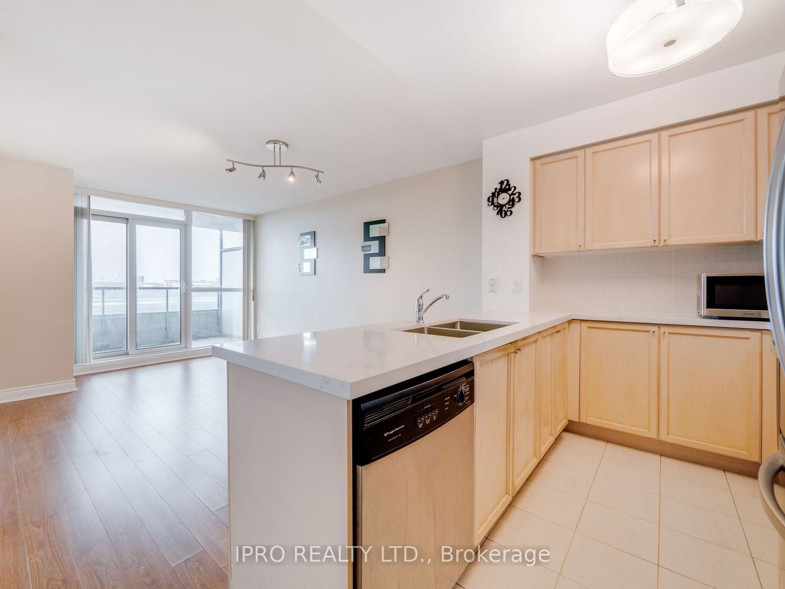 60 Brian Harrison Way, unit 405 for sale