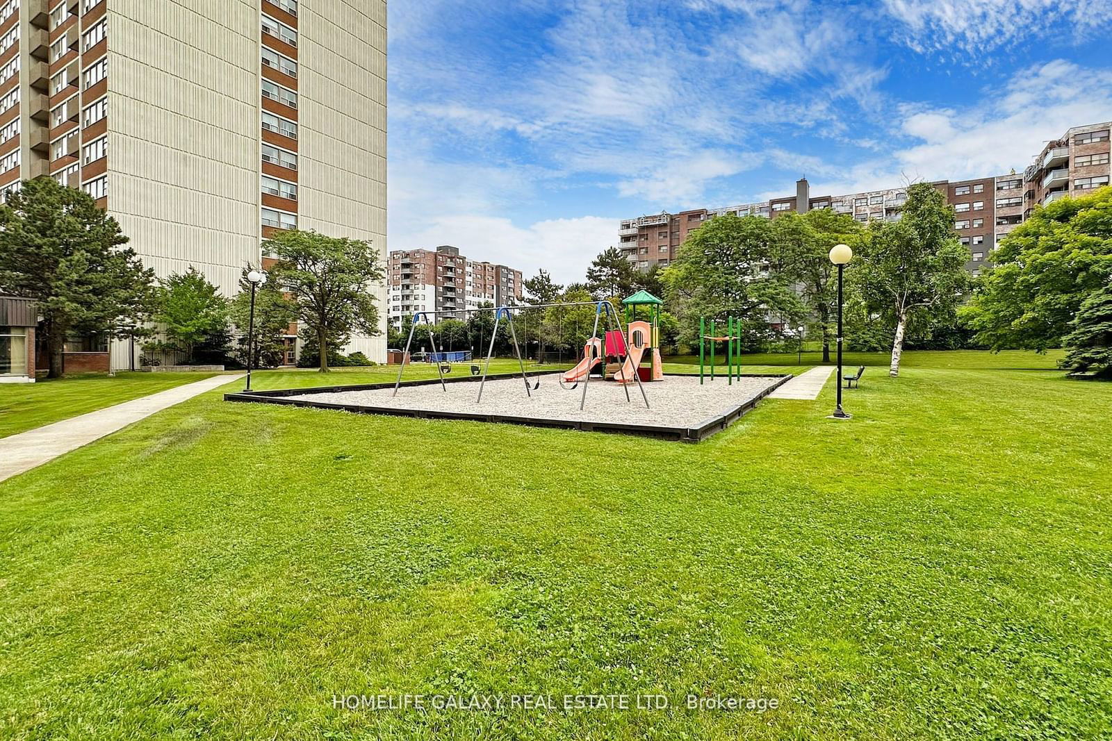 Woodlands On The Park Condos, Scarborough, Toronto