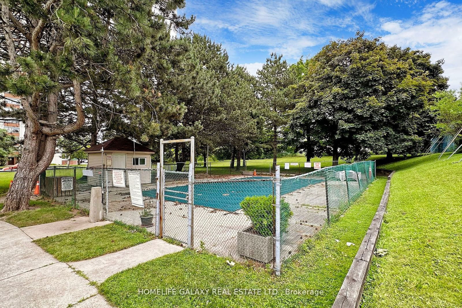 25 Silver Springs Blvd, unit 304 for sale - image #39