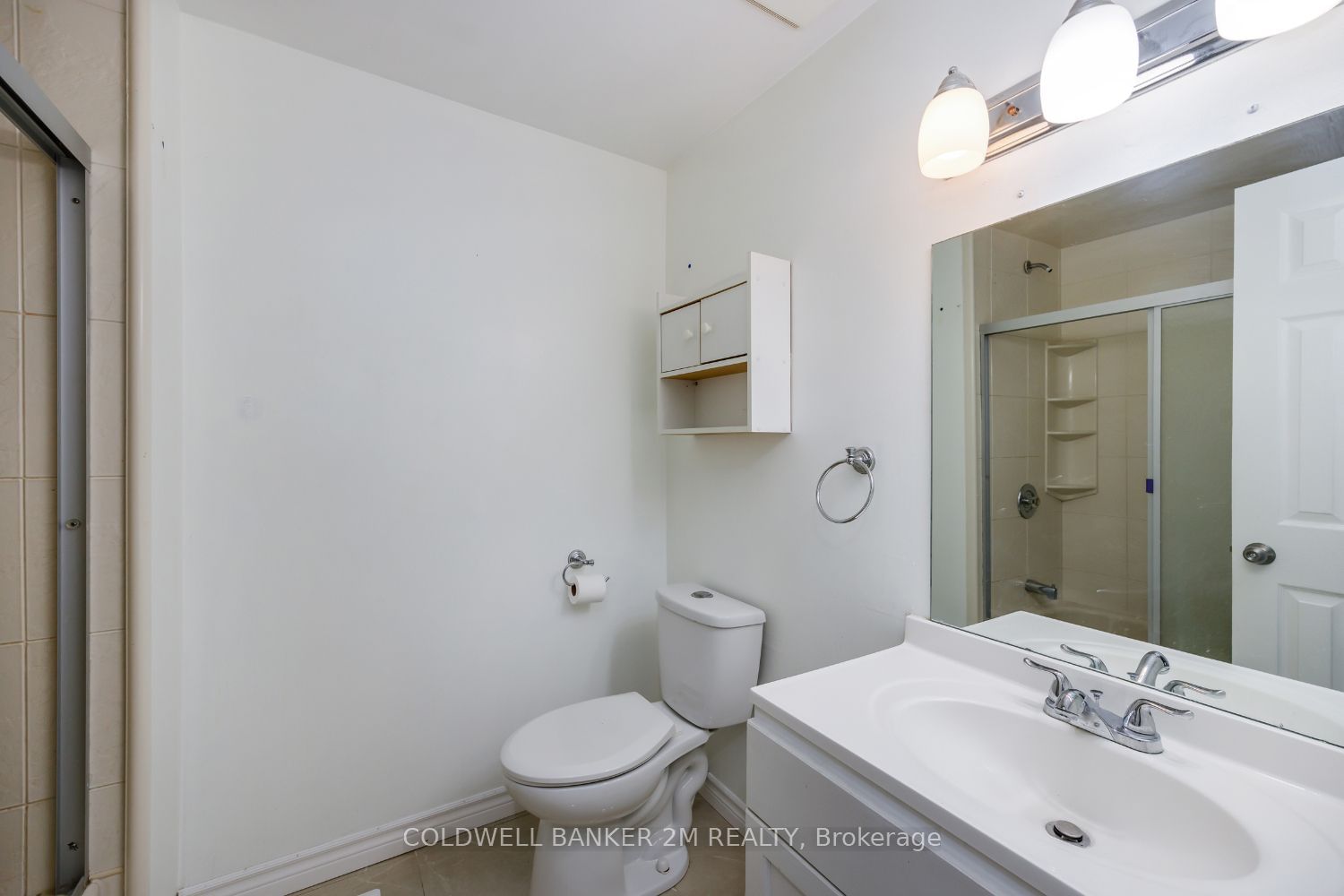 155 Glovers Rd, unit 102 for sale - image #10