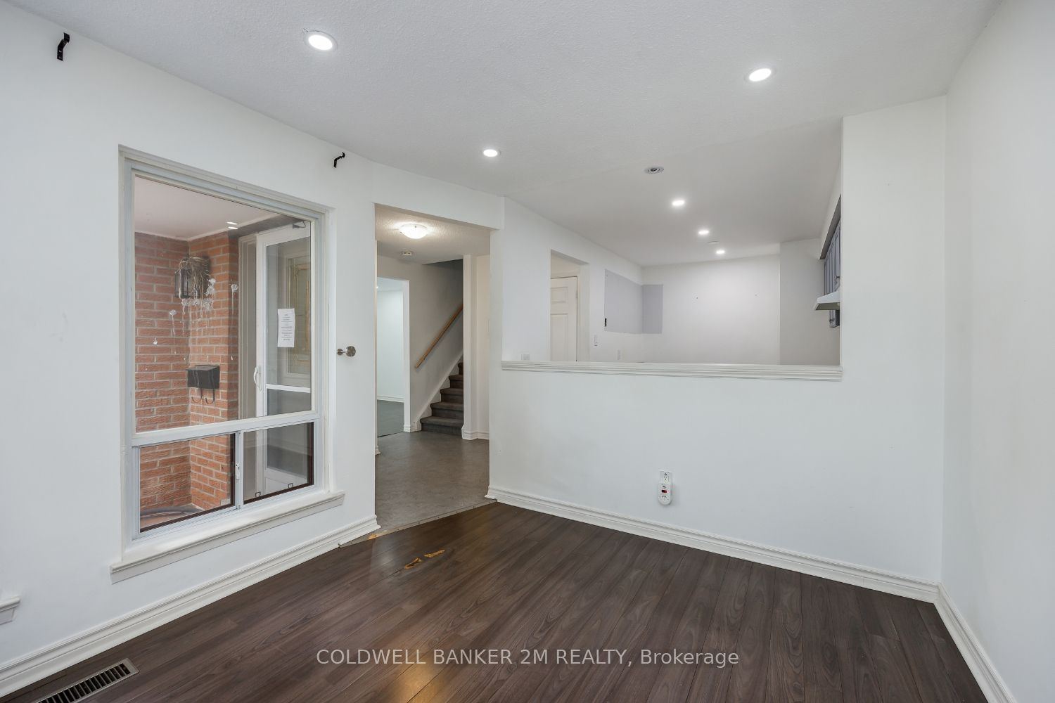 155 Glovers Rd, unit 102 for sale - image #6