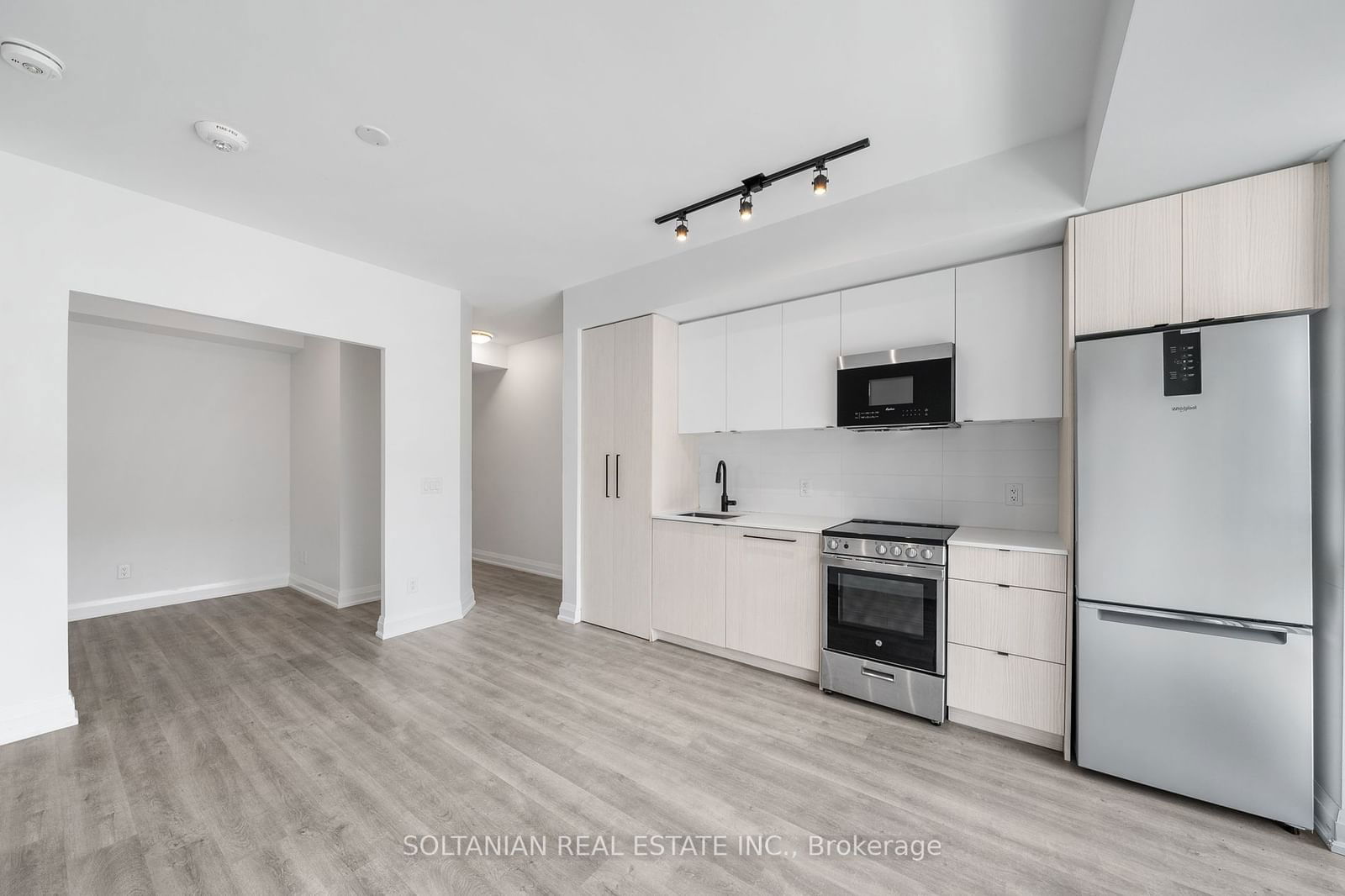 2369 Danforth Ave, unit 319 for sale - image #12