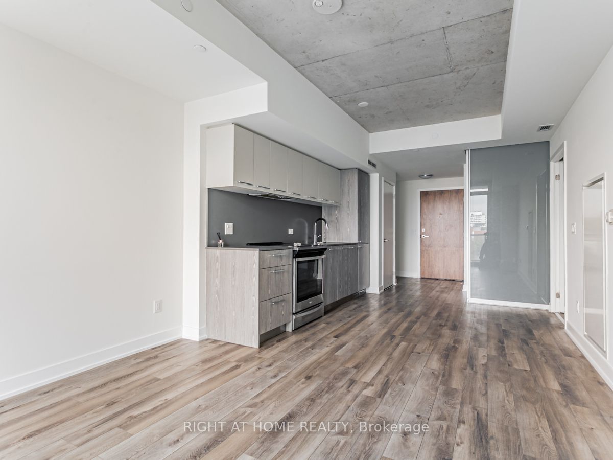 30 Baseball Pl, unit 527 for sale