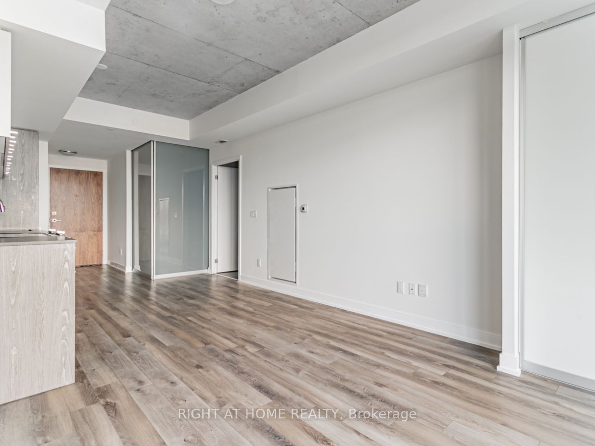 30 Baseball Pl, unit 527 for sale - image #16