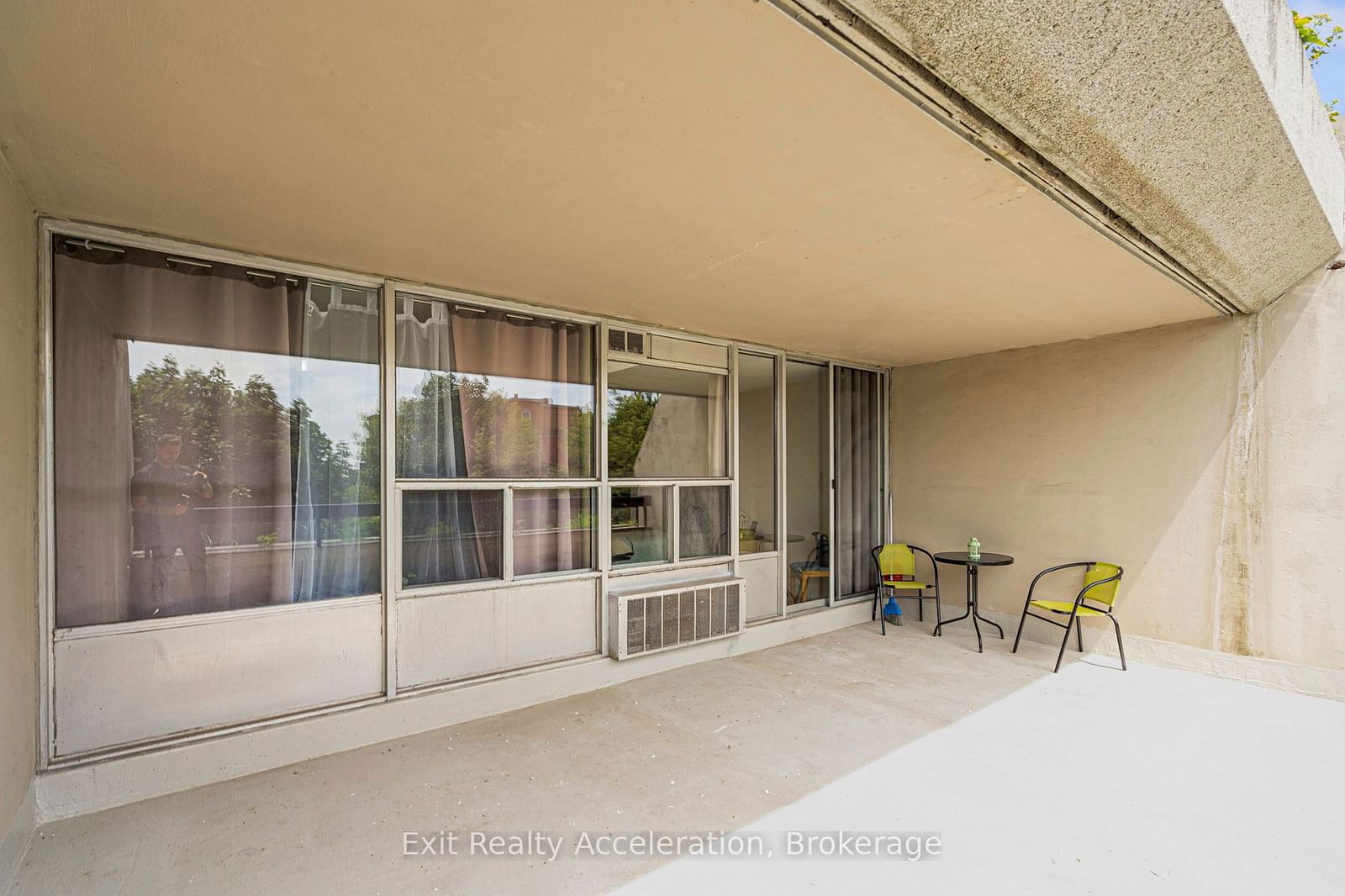 50 Richmond St, unit 224 for sale - image #33