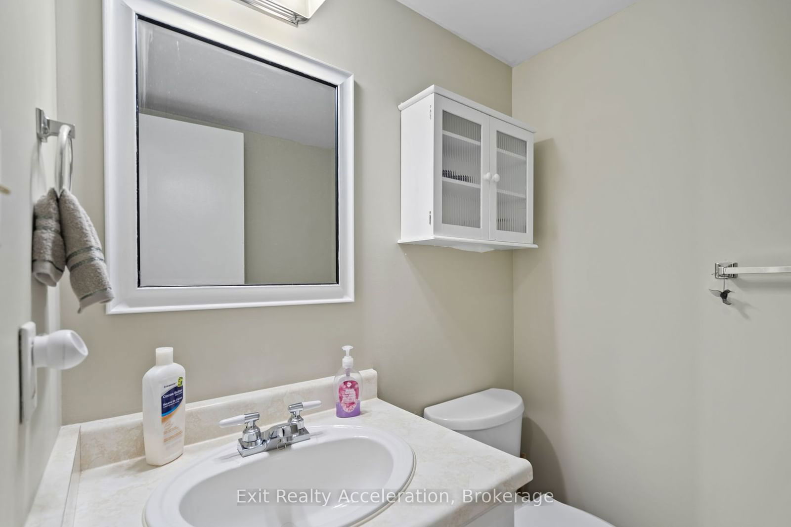 50 Richmond St, unit 224 for sale - image #35